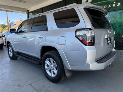 2018 Toyota 4Runner SR5 Premium - Photo 4 - Orange, CA 92868