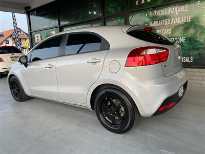 2014 Kia Rio 5-Door LX   - Photo 6 - Orange, CA 92868