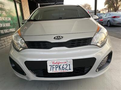 2014 Kia Rio 5-Door LX   - Photo 12 - Orange, CA 92868