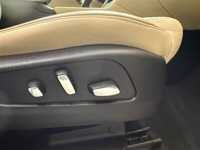 2018 Cadillac XT5 Luxury   - Photo 34 - Orange, CA 92868