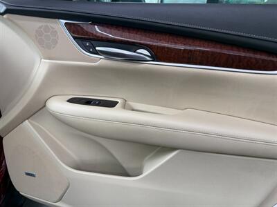 2018 Cadillac XT5 Luxury   - Photo 33 - Orange, CA 92868