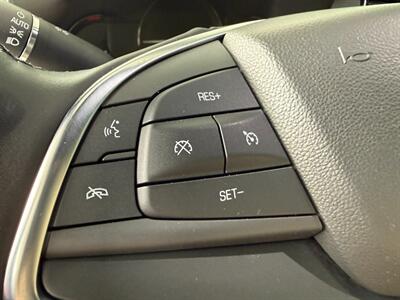 2018 Cadillac XT5 Luxury   - Photo 22 - Orange, CA 92868