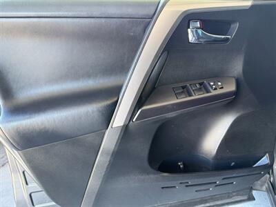 2016 Toyota RAV4 XLE   - Photo 24 - Orange, CA 92868