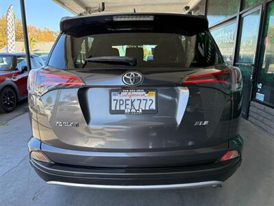 2016 Toyota RAV4 XLE   - Photo 14 - Orange, CA 92868