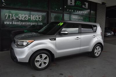 2014 Kia Soul   - Photo 3 - Orange, CA 92868