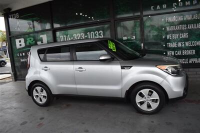 2014 Kia Soul   - Photo 10 - Orange, CA 92868