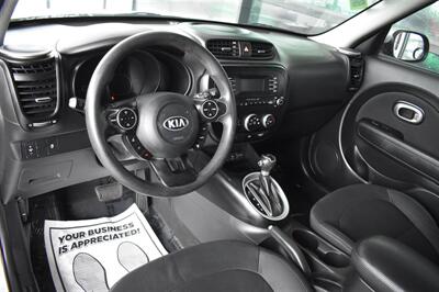 2014 Kia Soul   - Photo 21 - Orange, CA 92868