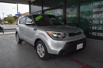 2014 Kia Soul   - Photo 12 - Orange, CA 92868