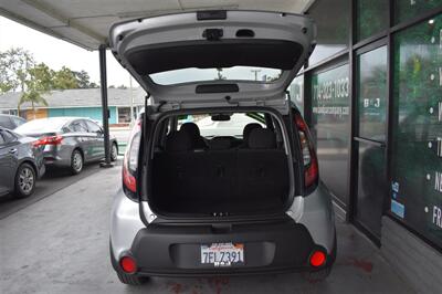 2014 Kia Soul   - Photo 15 - Orange, CA 92868