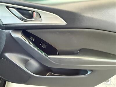2018 Mazda Mazda3 Sport - Photo 25 - Orange, CA 92868