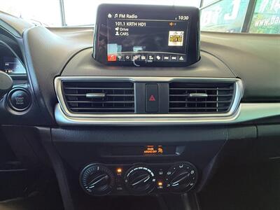 2018 Mazda Mazda3 Sport - Photo 27 - Orange, CA 92868