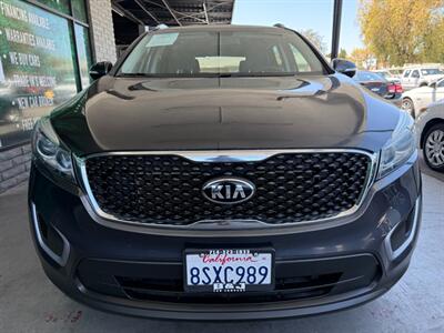 2017 Kia Sorento LX - Photo 11 - Orange, CA 92868
