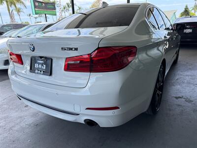 2018 BMW 5 Series 530i   - Photo 10 - Orange, CA 92868
