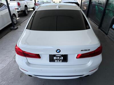 2018 BMW 5 Series 530i   - Photo 14 - Orange, CA 92868