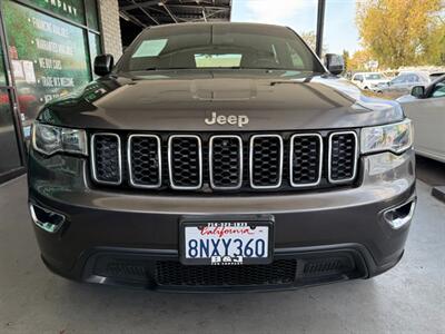 2019 Jeep Grand Cherokee Laredo E   - Photo 11 - Orange, CA 92868