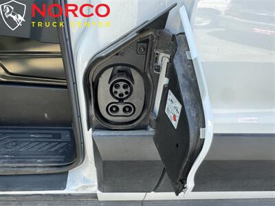 2022 Ford Transit 350 HD   Cargo Dually, ELEC.   - Photo 16 - Norco, CA 92860