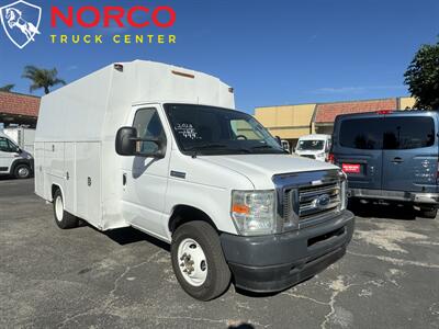 2022 Ford E-350 SD - Photo 2 - Norco, CA 92860