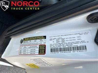 2022 Toyota Tacoma SR Extended Cab Long Bed w/ Camper Shell - Photo 16 - Norco, CA 92860
