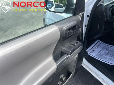 2022 Toyota Tacoma SR Extended Cab Long Bed w/ Camper Shell - Photo 9 - Norco, CA 92860