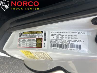2022 Toyota Tacoma SR Extended Cab Long Bed w/ Camper Shell - Photo 17 - Norco, CA 92860