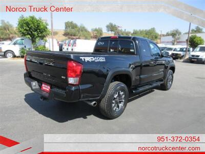 2017 Toyota Tacoma SR5 V6  Extended Cab 4X4 - Photo 3 - Norco, CA 92860