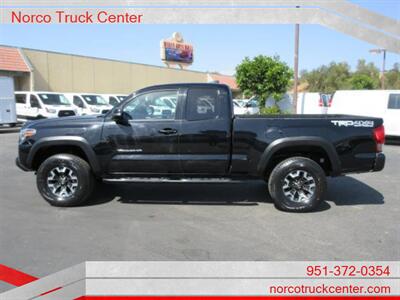 2017 Toyota Tacoma SR5 V6  Extended Cab 4X4 - Photo 5 - Norco, CA 92860