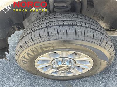 2021 Ford F-350 Super Duty XLT Extended Cab Long Bed   - Photo 15 - Norco, CA 92860