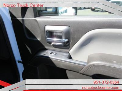 2017 Chevrolet Silverado 3500 Work Truck  crew cab Utility body - Photo 7 - Norco, CA 92860