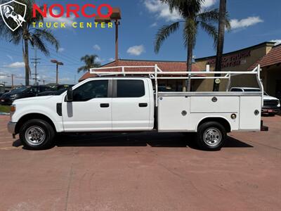 2022 Ford F-350 Super Duty XL Crew Cab 8' Utility W/ Ladder Rack   - Photo 5 - Norco, CA 92860