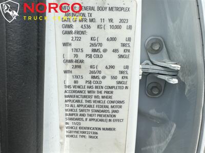 2024 Chevrolet Silverado 2500HD LT Crew Cab w/ 8' Utility Bed 4x4   - Photo 34 - Norco, CA 92860