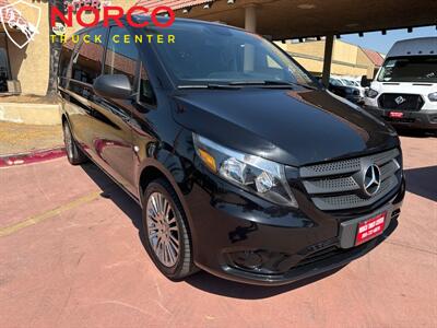 2018 Mercedes-Benz Metris 7 Passengers   - Photo 4 - Norco, CA 92860