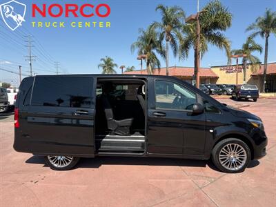 2018 Mercedes-Benz Metris 7 Passengers   - Photo 2 - Norco, CA 92860