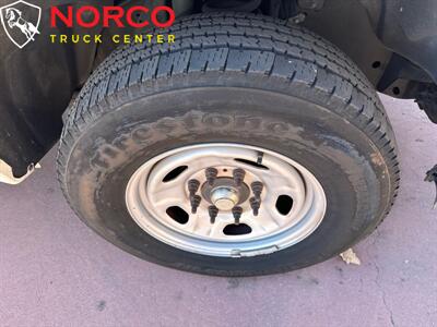 2015 Ford F-250 Super Duty XL Regular Cab Long Bed w/ Liftgate (1300lbs Cap.)   - Photo 16 - Norco, CA 92860