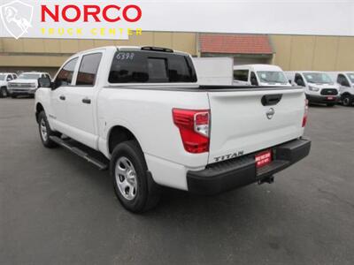 2017 Nissan Titan S  Crew Cab Short Bed - Photo 6 - Norco, CA 92860