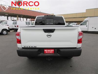 2017 Nissan Titan S  Crew Cab Short Bed - Photo 7 - Norco, CA 92860