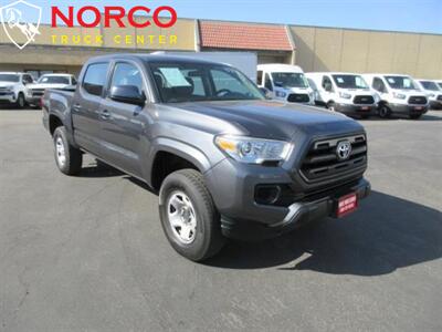 2017 Toyota Tacoma SR V6  Crew Cab 4X4 - Photo 8 - Norco, CA 92860