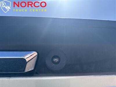 2019 Ford F-250 Super Duty Lariat Crew Cab Short Bed 4x4   - Photo 9 - Norco, CA 92860