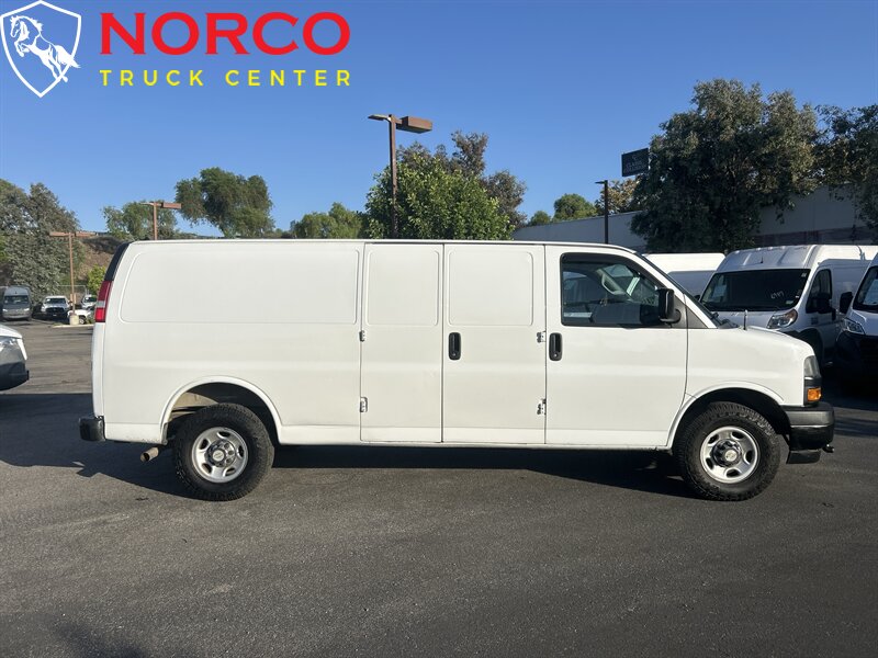 2018 Chevrolet Express Cargo 2500 Extended RWD
