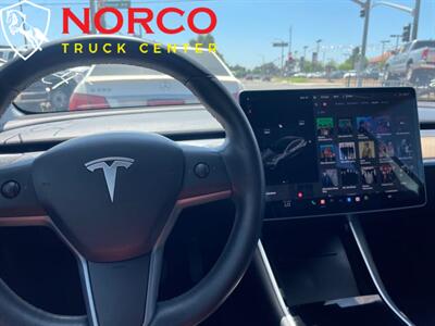 2020 Tesla Model 3 Standard Range Plus   - Photo 13 - Norco, CA 92860