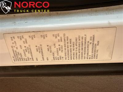 2019 Ford F-350 Super Duty XL Crew Cab 8’ Utility Bed w/ Ladder Rack - Photo 18 - Norco, CA 92860