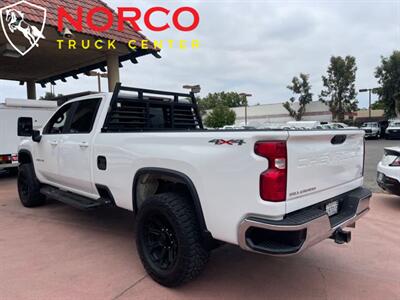 2020 Chevrolet Silverado 2500 LT Crew Cab Long Bed Diesel 4x4   - Photo 6 - Norco, CA 92860