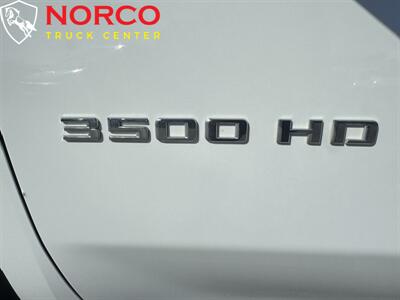 2021 Chevrolet Silverado 3500HD CC Work Truck Regular Cab '12 Contractor Bed   - Photo 13 - Norco, CA 92860