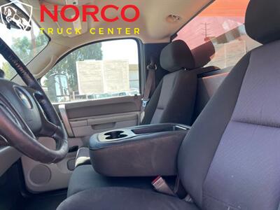 2014 Chevrolet Silverado 2500HD Work Truck Regular Cab 8' Utility  w/ Ladder Rack - Photo 15 - Norco, CA 92860