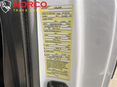 2018 FORD F 550 Regular Cab 12' Stake Bed w/ Lift Gate   - Photo 27 - Norco, CA 92860