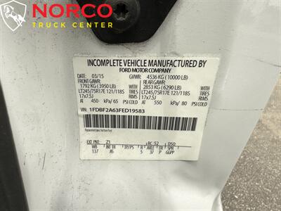 2015 Ford F-250 Super Duty XL Regular Cab 8' Utility Bed   - Photo 22 - Norco, CA 92860