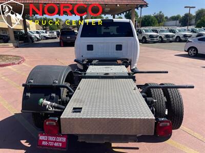 2022 RAM 5500 Crew Cab Diesel 4x4 Cab & Chassis   - Photo 11 - Norco, CA 92860