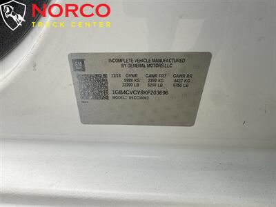 2019 Chevrolet Silverado 3500HD CC Work Truck 9' Stake Bed w/ Liftgate - Photo 24 - Norco, CA 92860