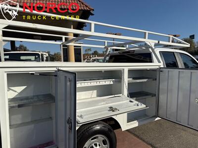 2022 Chevrolet Silverado 2500HD Work Truck Extended Cab Utility Truck w/ Liftgate   - Photo 2 - Norco, CA 92860