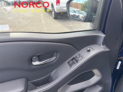 2022 Nissan Frontier SV Crew Cab Short Bed   - Photo 17 - Norco, CA 92860