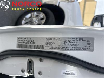 2025 RAM 2500 Big Horn Crew Cab Short Bed 4x4   - Photo 15 - Norco, CA 92860
